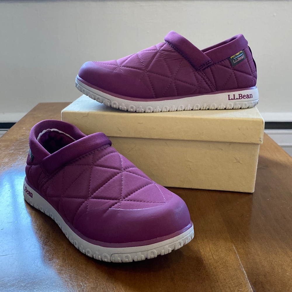 L.L. Bean Ultralight PrimaLoft Slippers Women’s size 8